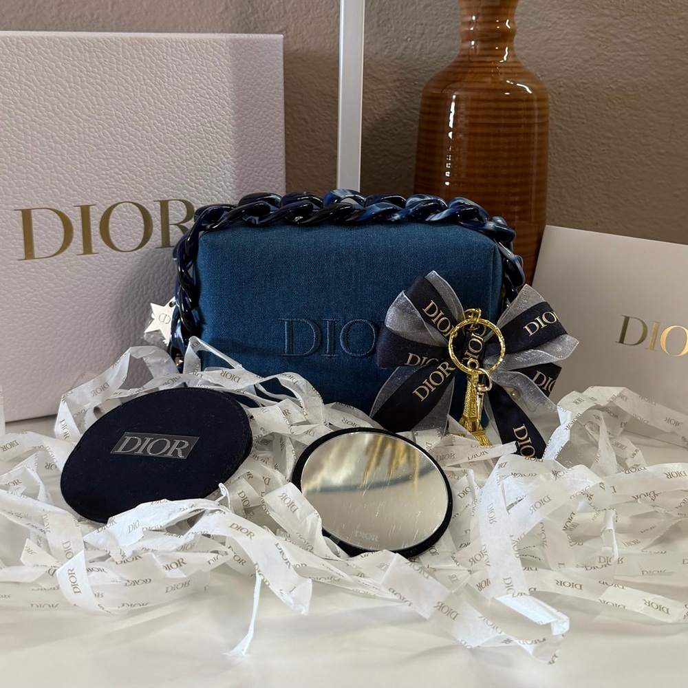 💙GWP💙 Dior Blue Mini Bag with Chain Accent❤️‍🔥BUNDLE DEAL‼️🚨🚨❤️‍🔥